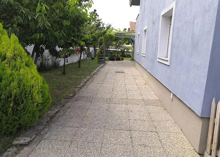 Apartment Comfortable, Family-friendly And Located